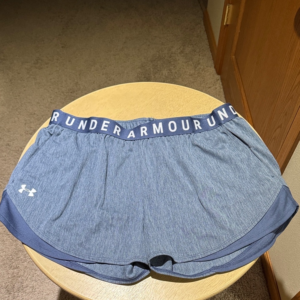 Under Armour Blue Women’s Running Shorts - XL